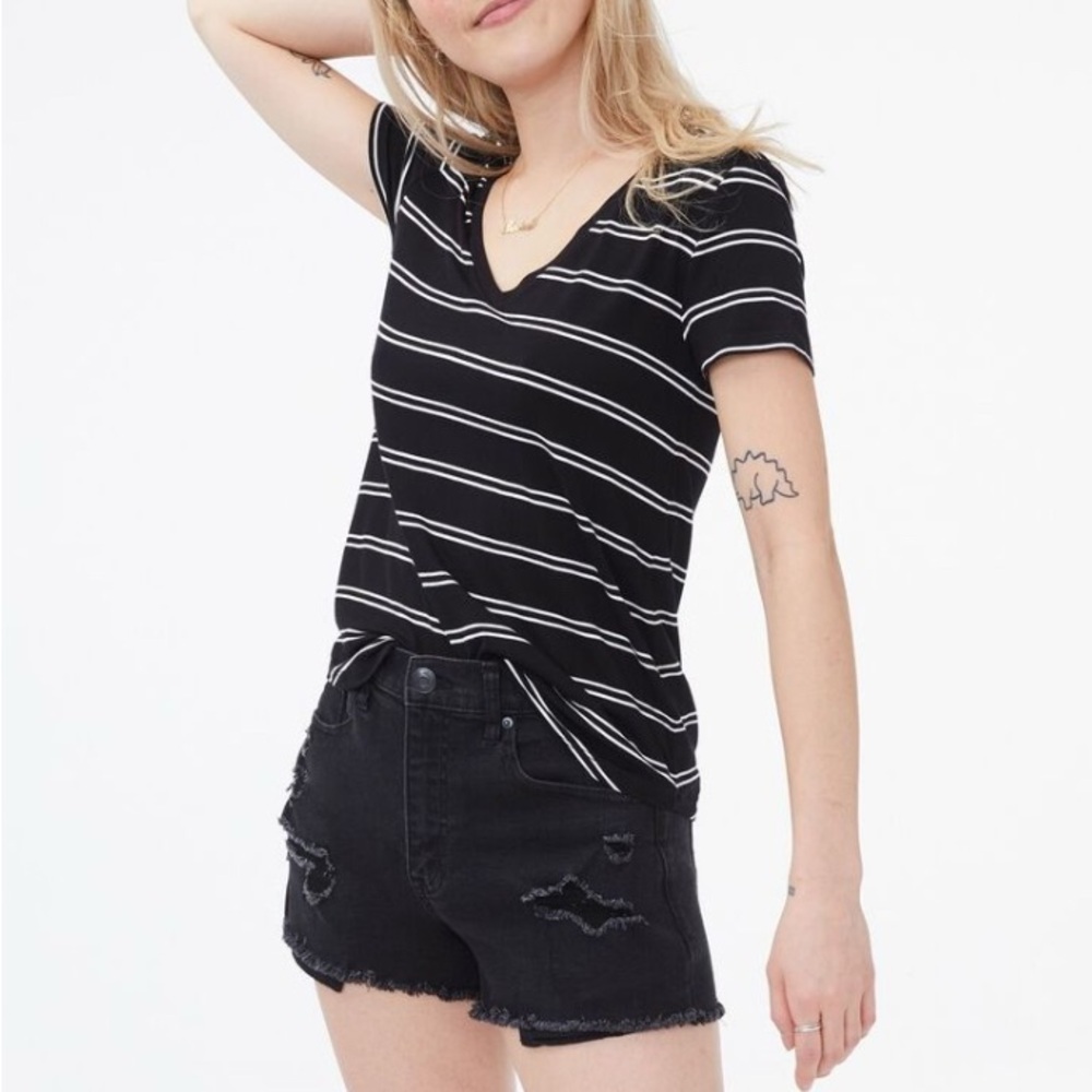 Aero top*GRAY& white